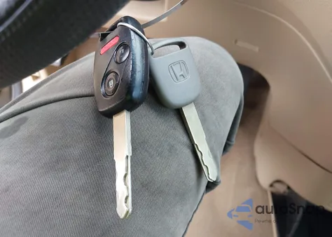 2009 Honda Odyssey Lx из США, поврежденный, VIN 5FNRL382X9B028764